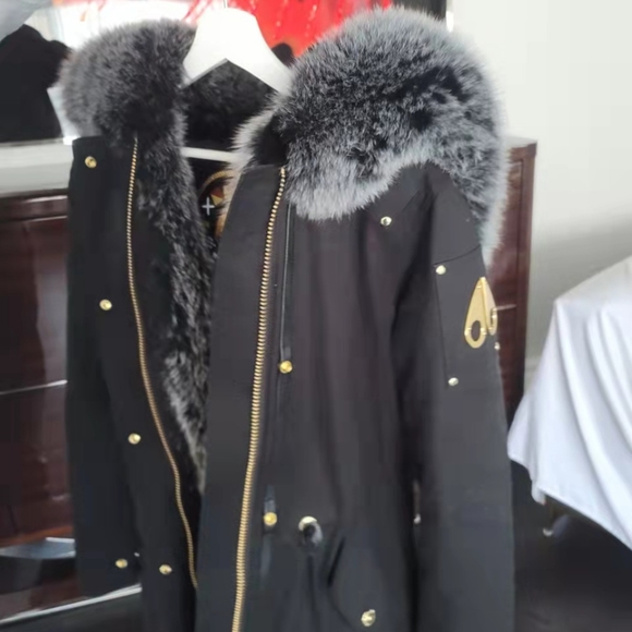 Moose Knuckle - Picture 1 of 3